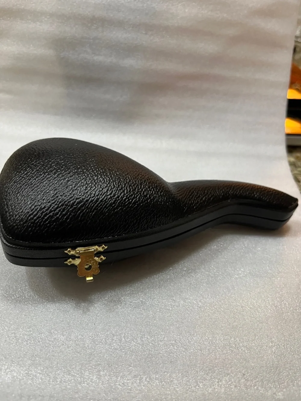 Meerschaum carved elephant pipe - Picture 8 of 9